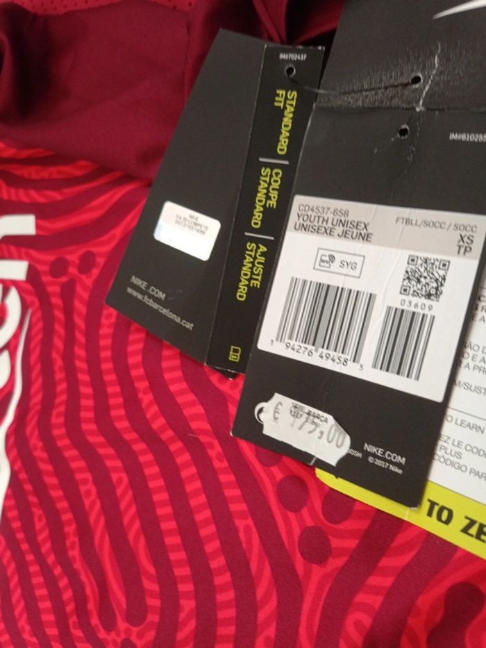 Maillot de foot FC Barcelone, Nike Authentique Officiel taille enfant 6/8 ans, Neuf - photo numéro 7