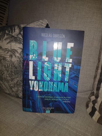 Livre Blue light Yokohama de Nicolas Obregon
