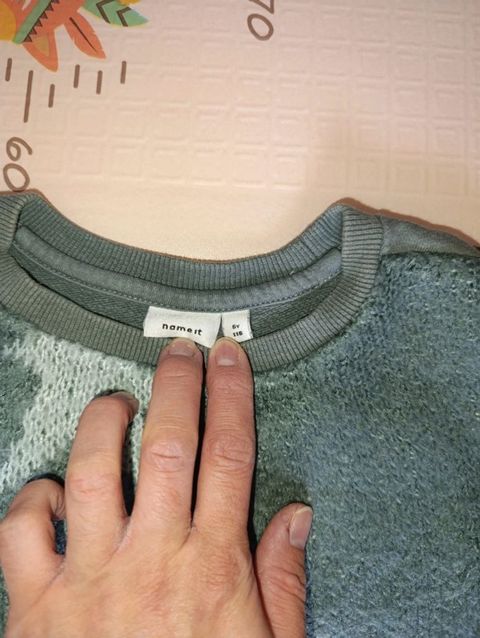 Pull 6ans - photo numéro 2