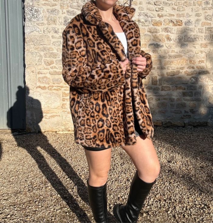 Veste en fausse fourrure léopard - photo numéro 3