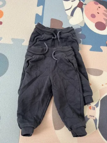 Pantalon taille 12 mois