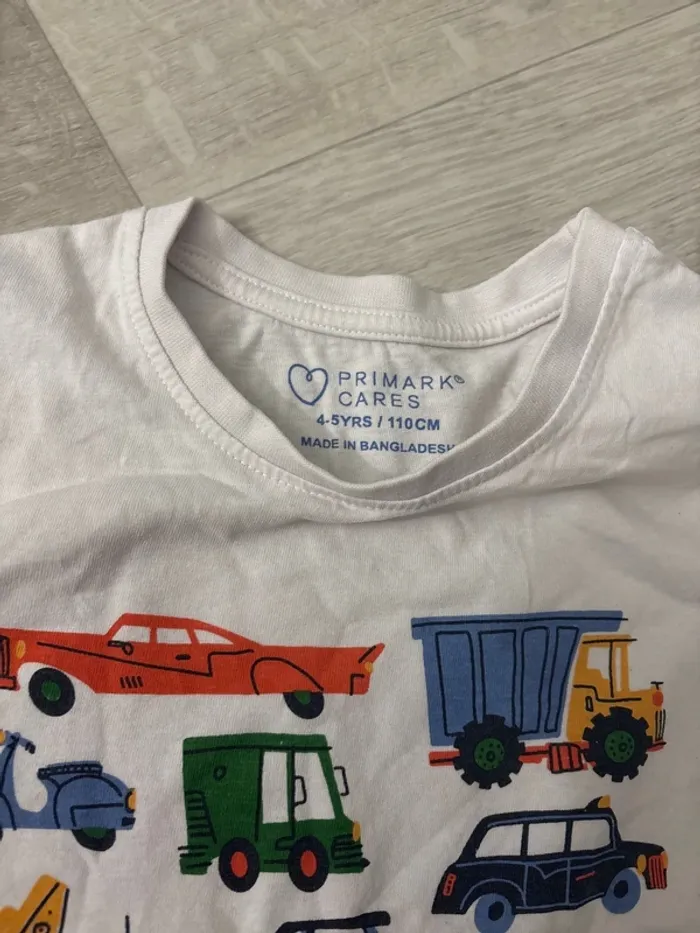 TEE shirt 4-5 ans primark camion chantier garçon dinosaure - photo numéro 4