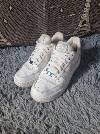 Basket Nike Air Force 1 Low Blanc Irisdescent pointure 40