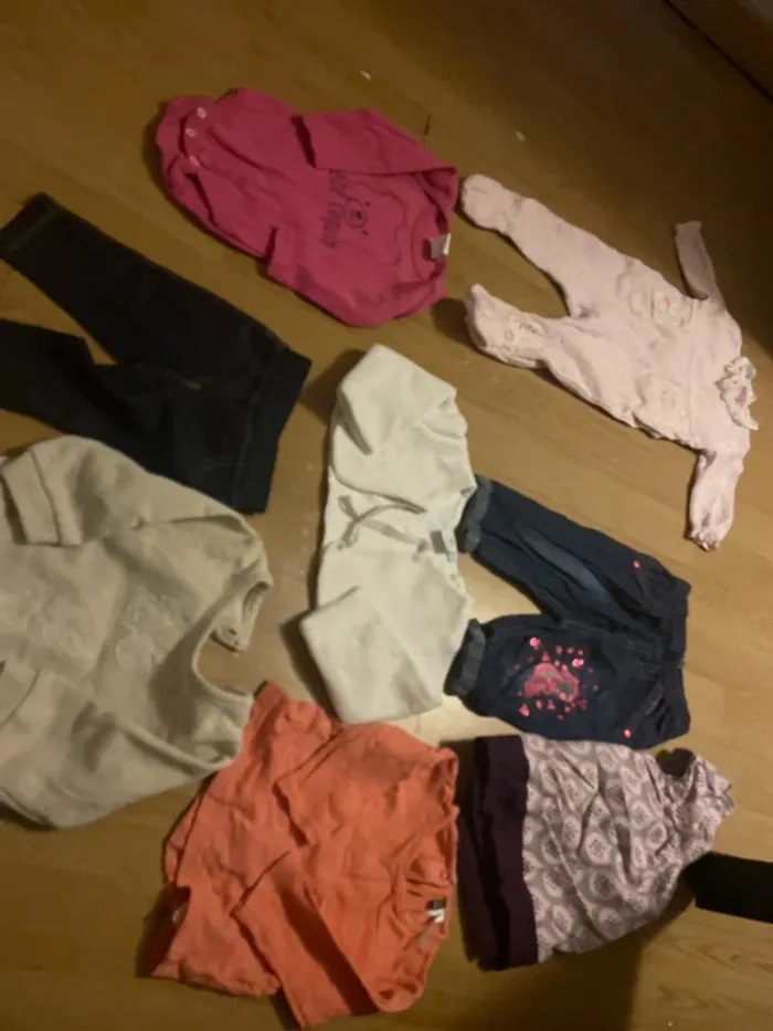 Lot de vêtements fille 3 mois - photo numéro 2