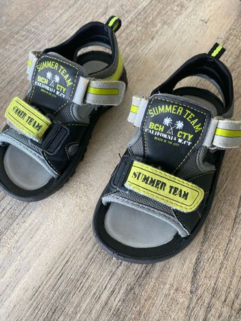 Sandales chaussures nu pieds bébé garçon taille 24