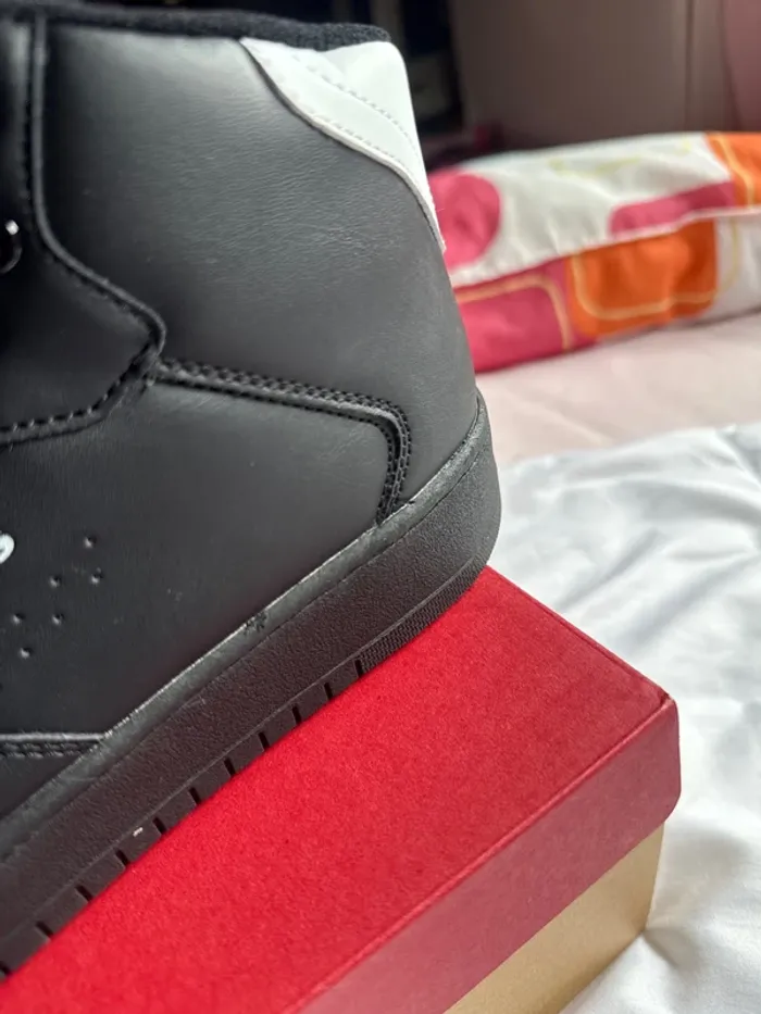 Superbes baskets montantes Levi’s neuves avec étiquette pointure 38 - photo numéro 7