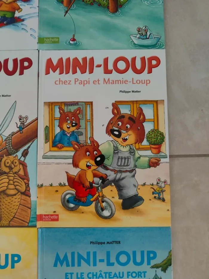 Lot 7 livres Mini Loup - photo numéro 8