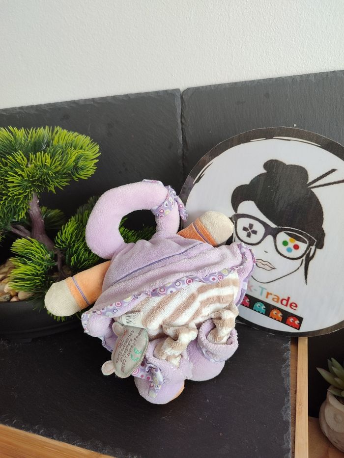 Poupée Les Bouilles de doudou Et Compagnie Violet Orange bébé d'amour  DD003293 - photo numéro 2