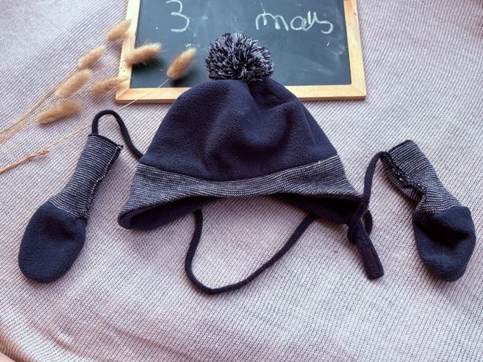 Bonnet et gant obaibi taille 3 mois super état - photo numéro 2