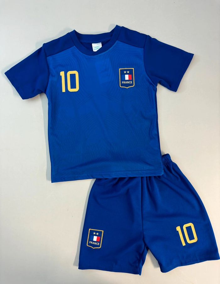 Ensemble de football pour enfants, sport . 10 ans