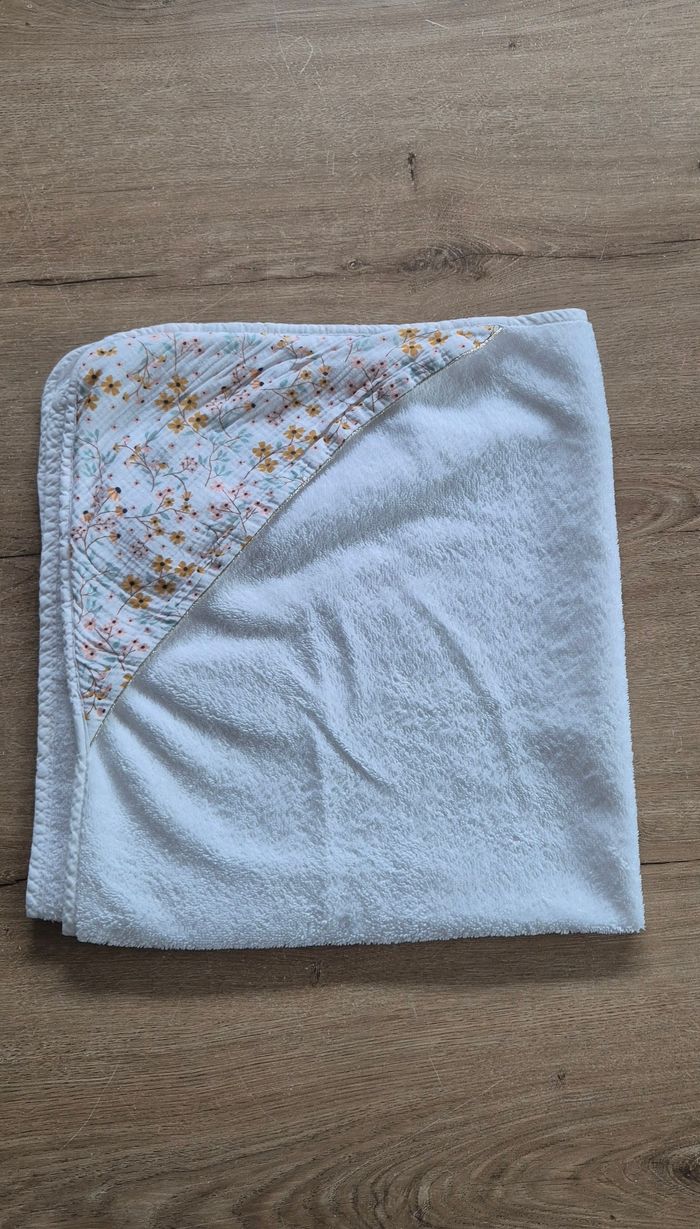 Cape de bain Les Juliette neuve 🌸