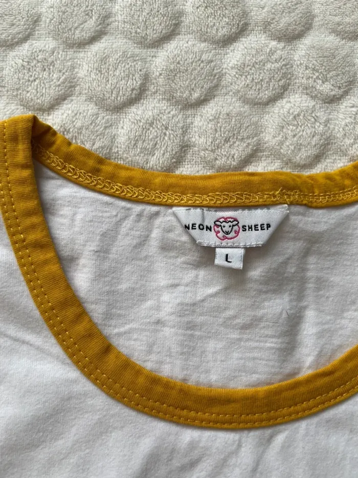 T-shirt « bee a nice humain » - photo numéro 3