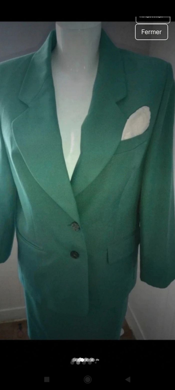 Très beau tailleur vintage f4 - photo numéro 2