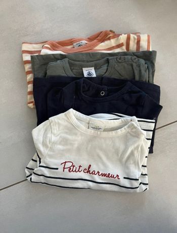 Lot vêtements taille 6 mois