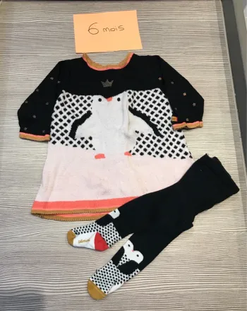 Robe catimini + collant 6 mois