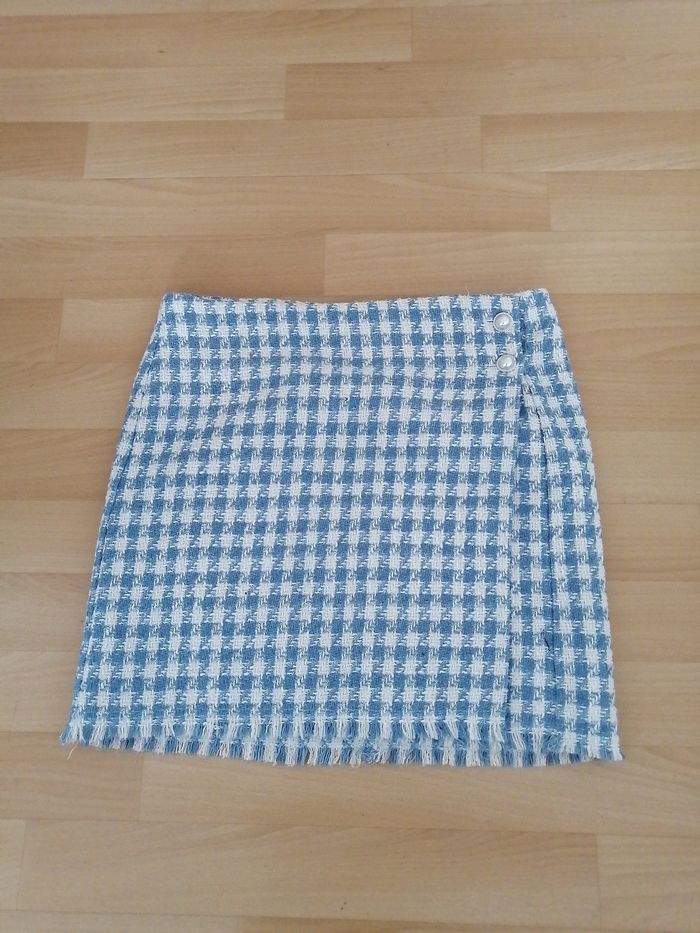 Jupe bleu et blanche portefeuille