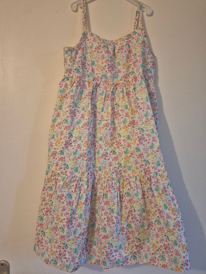 Robe La Halle neuve T. 8 ans