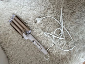 Boucleur fer à onduler triple barils 22m Reyke beach waves naturel blanc/doré TBE 🪮