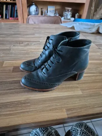 Bottines à lacets 37