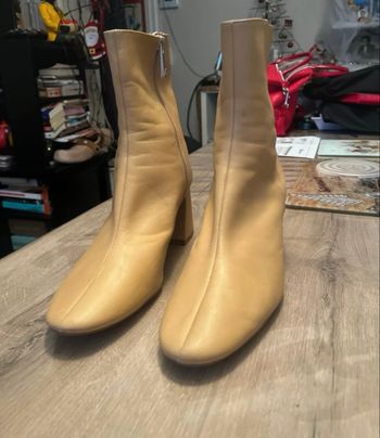 Bottine Zara  cuir taille 40 neuf sans étiquette