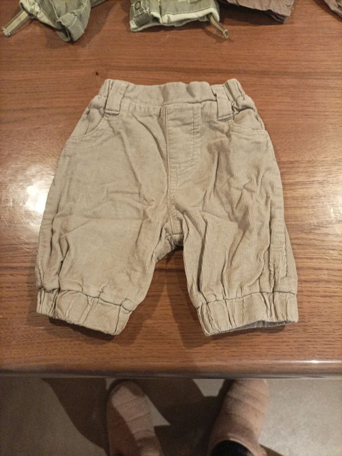 Lot de 4 pantalons et 7 salopette bébé garçon 1 mois - photo numéro 6