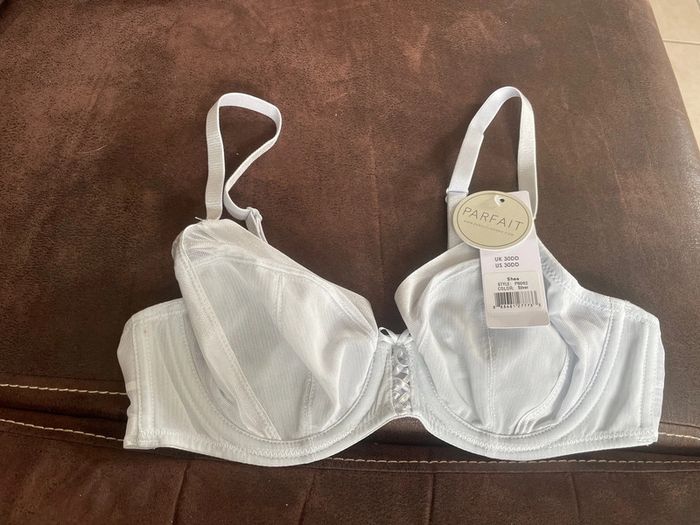 Soutien-gorge argenté 80E - Parfait Lingerie