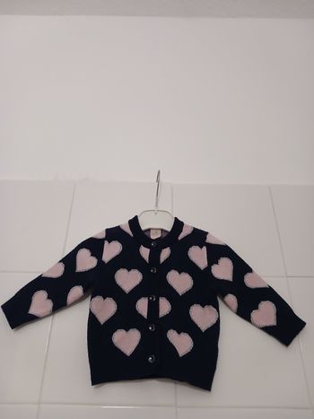 Gilet 6 mois motifs coeur