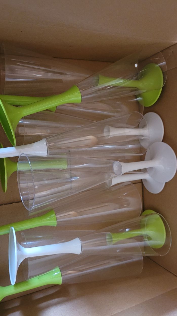Flûtes en plastique - photo numéro 2