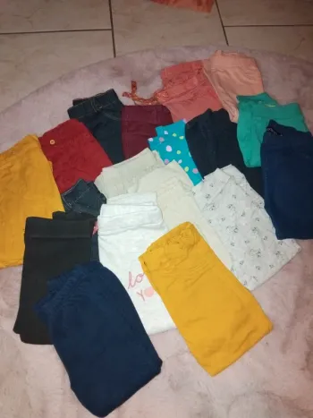 Lot de 18 pantalons 24 mois