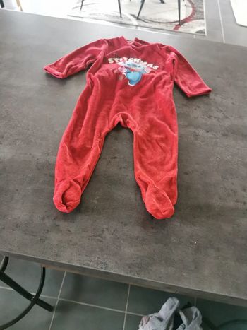 9 pyjamas