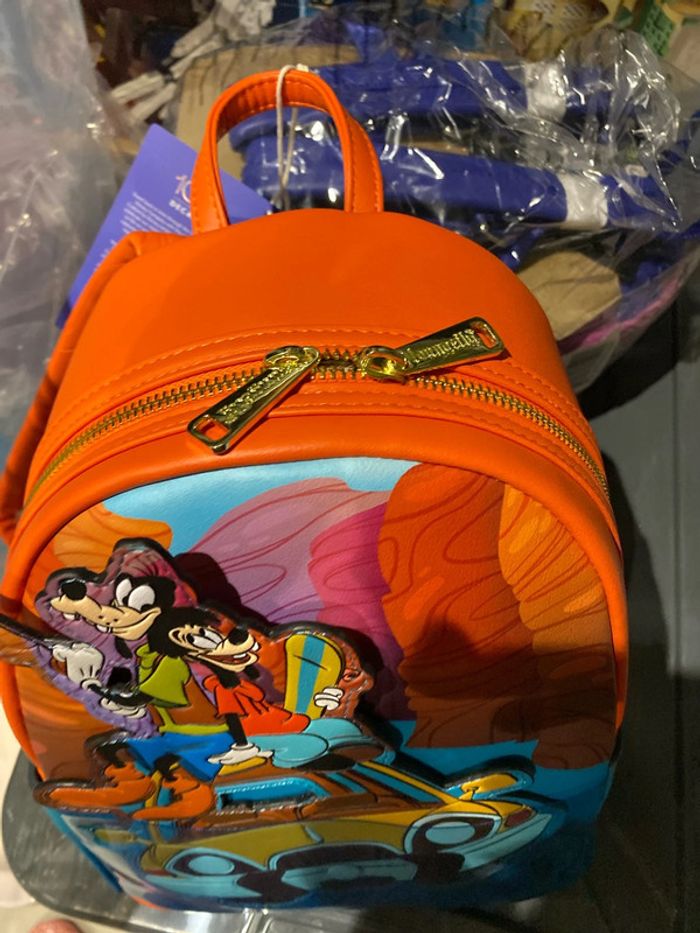 Sac a dos disney 100 goofy - photo numéro 2