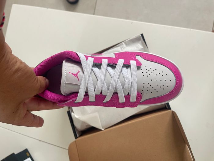 Nike air Jordan 1 low neuve authentiques - photo numéro 6