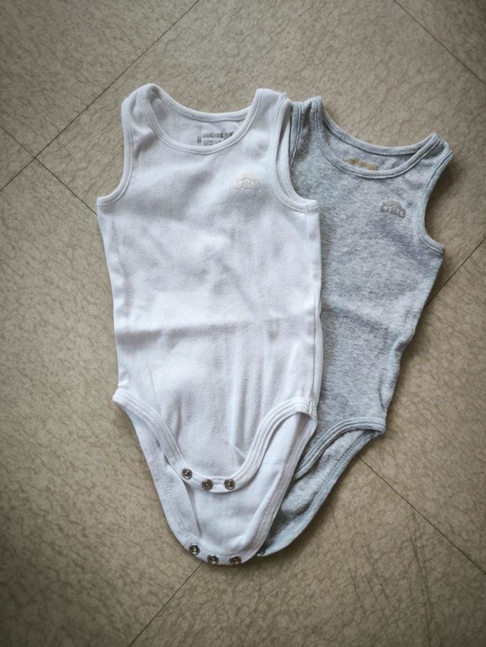 2 bodies débardeur 3 mois