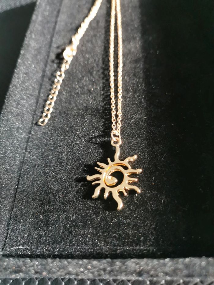 Collier et pendentif spirituel spirale soleil - photo numéro 2