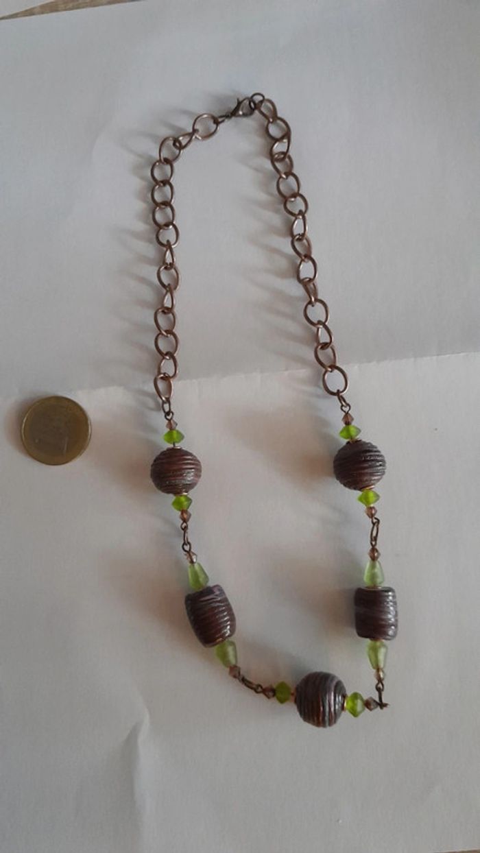 Ravissant ras du cou chic vintage