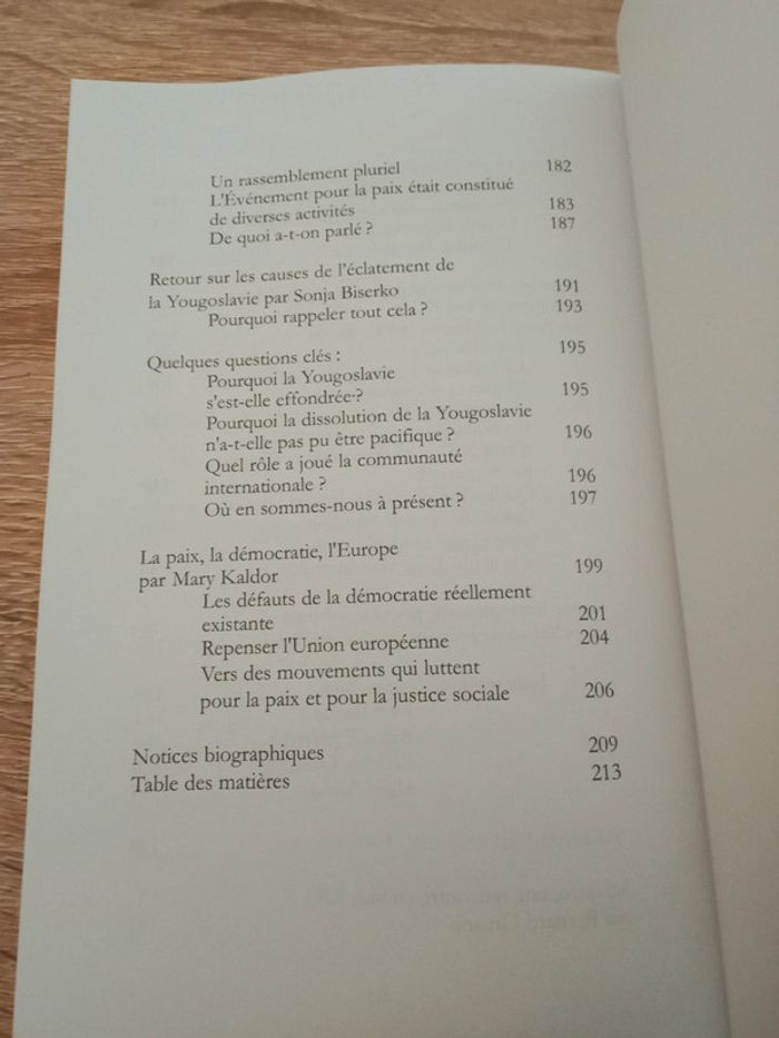 Bernard Dreano 📚 (In)sécurité humains la lutte pour la paix au XXIe siècle - photo numéro 6