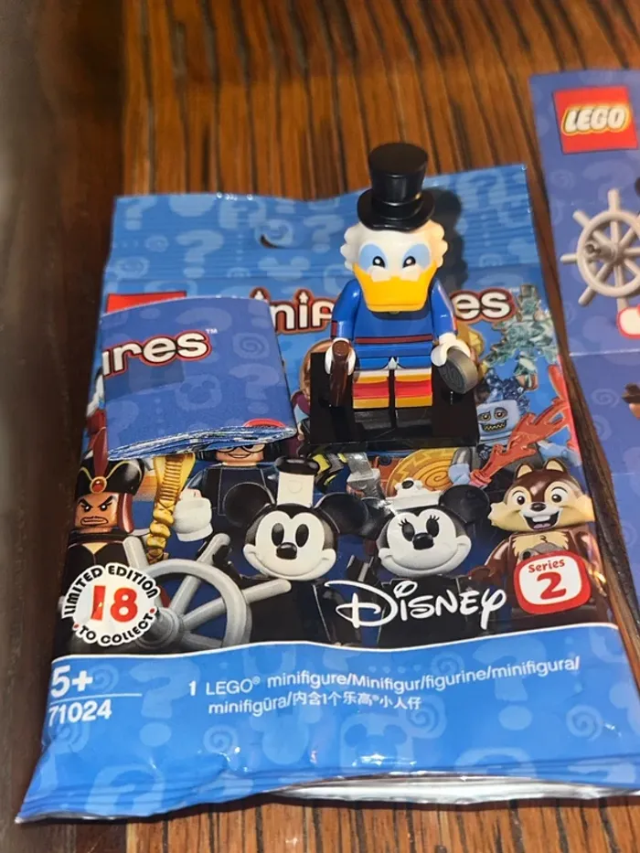 Figurine Lego Picsou, série 71024, Scrooge McDuck, Disney, Series 2 - photo numéro 2