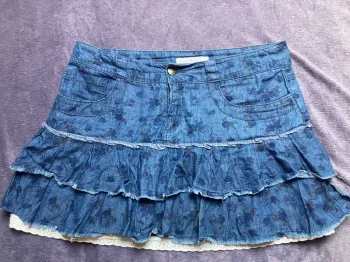 Jupe taille 38 Only love collection
