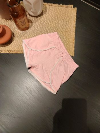 Short léger rose clair