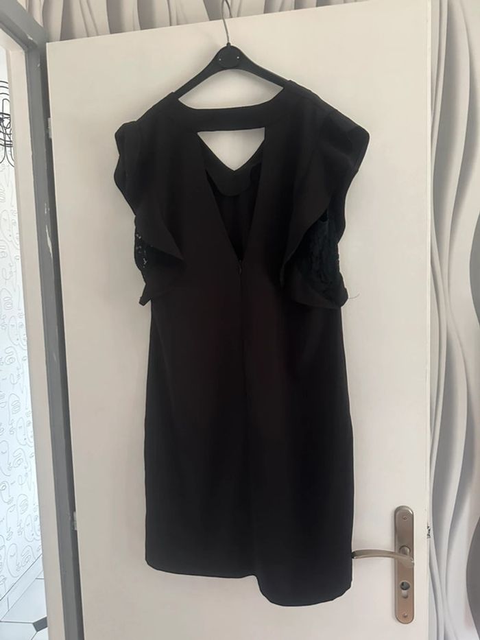 Robe noir dos ouvert - photo numéro 2