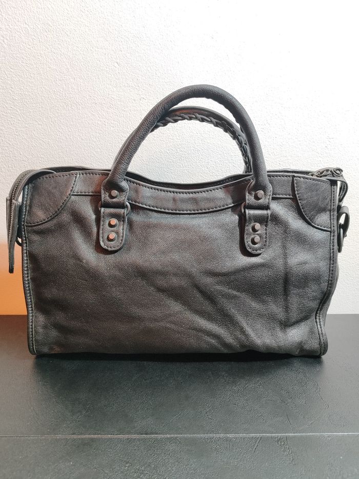 Sac à main Balenciaga modèle City en cuir noir - photo numéro 6