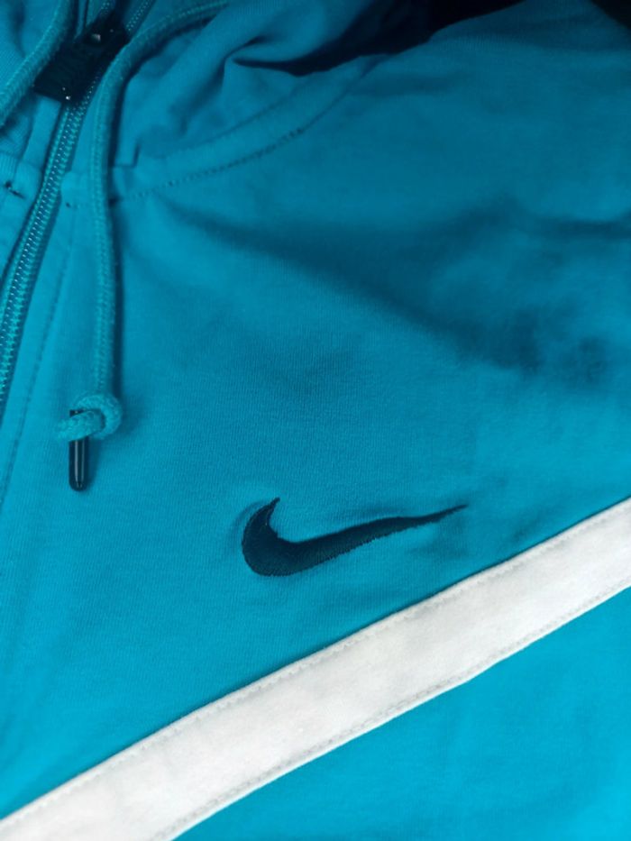 Veste Nike S bleu en tbe - photo numéro 2