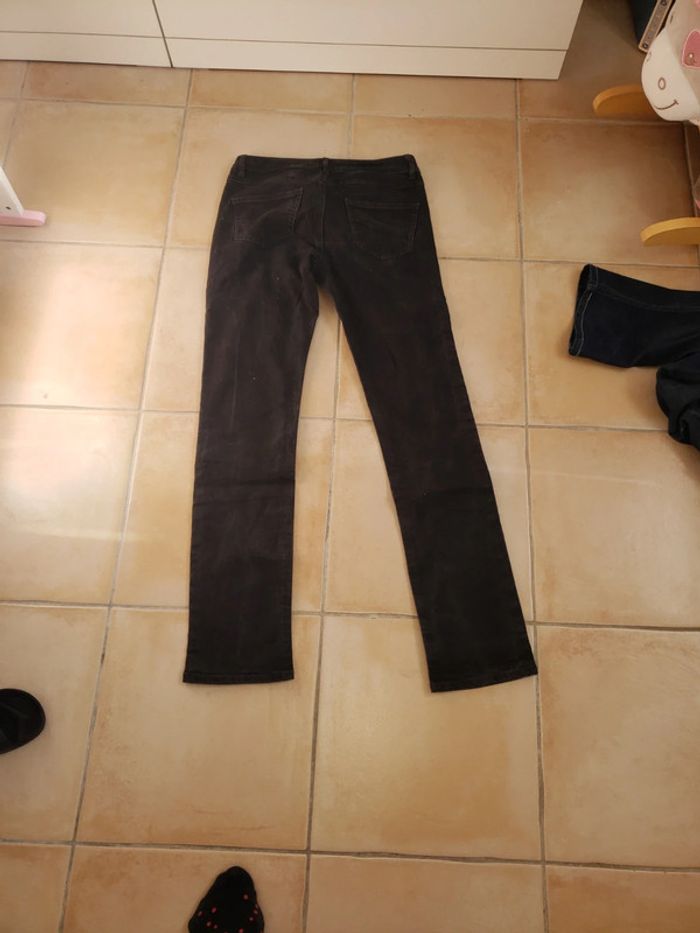 Jeans noir t 38 - photo numéro 4