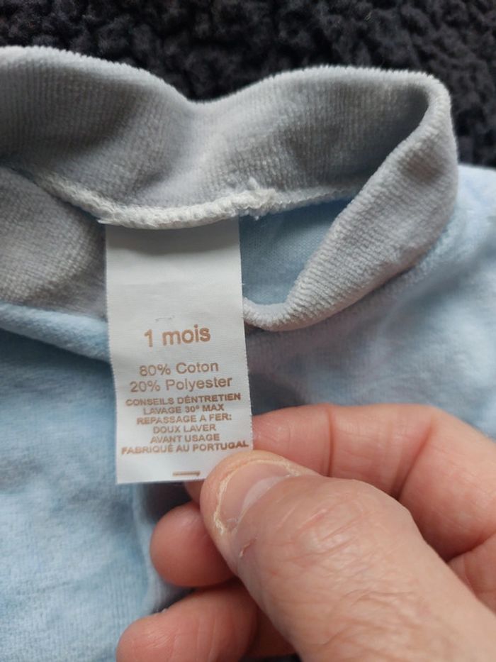 Pyjama taille 1 mois - photo numéro 3