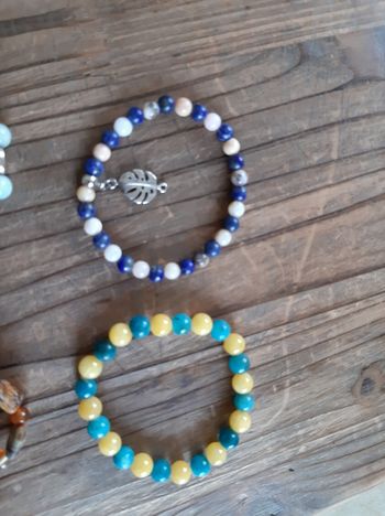 Bracelet pierres naturelles élastiqués neufs au choix