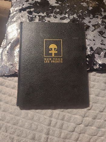 Sur tous les fronts tome 14. Dossier des guerres