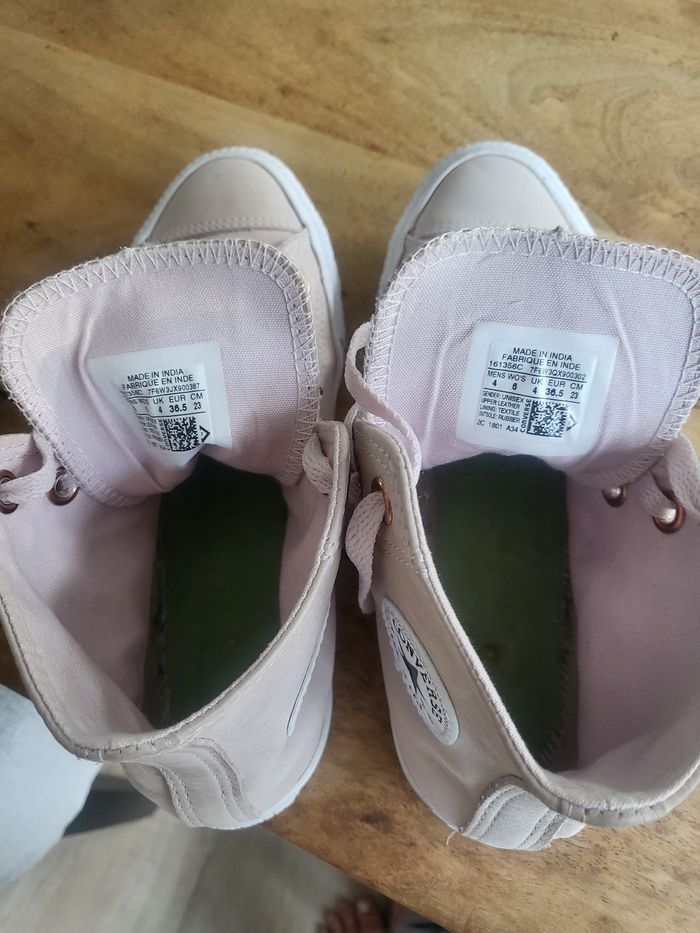 Converse roses en cuir - photo numéro 3