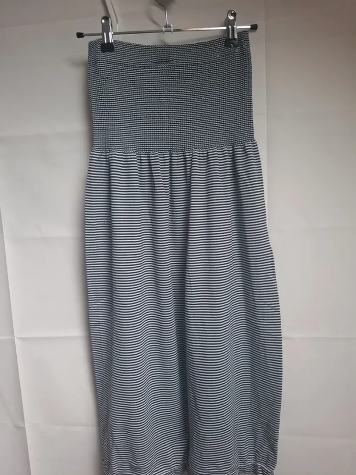 Robe taille 32.34 - photo numéro 2