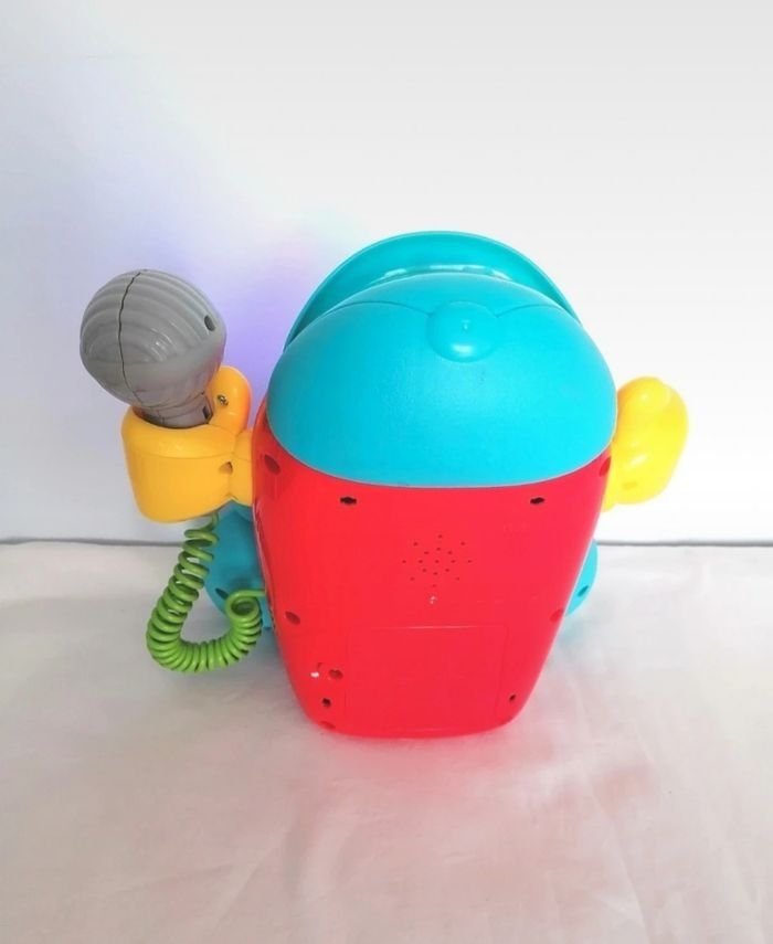 Petit karaoké/ poste bebe - photo numéro 2