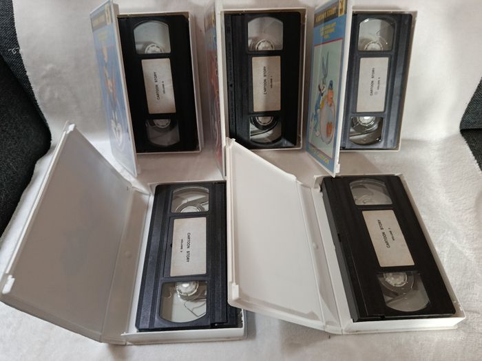 A saisir, lot cassettes VHS  " cartoon story " ( bien lire svp ) - photo numéro 3